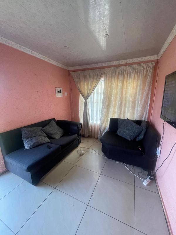 3 Bedroom Property for Sale in Protea Glen Gauteng