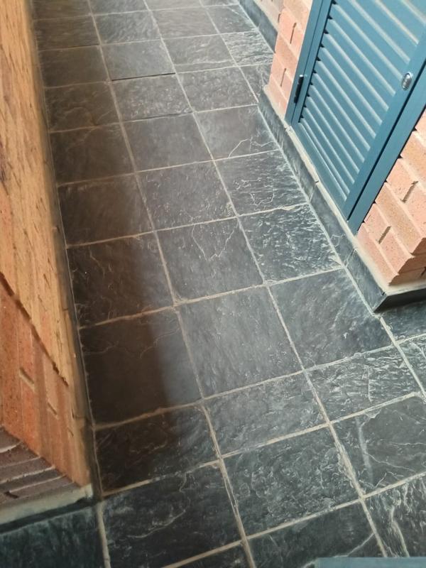 2 Bedroom Property for Sale in Heuweloord Gauteng