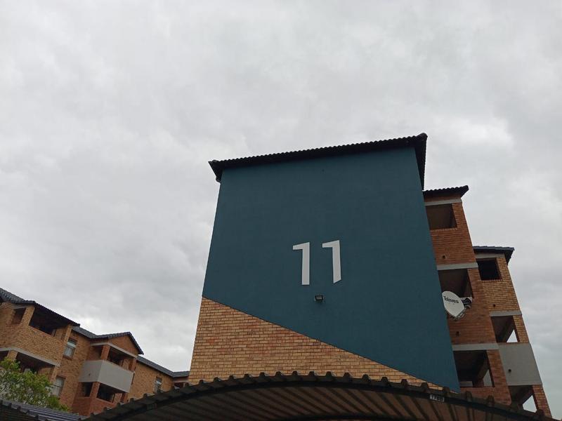2 Bedroom Property for Sale in Heuweloord Gauteng