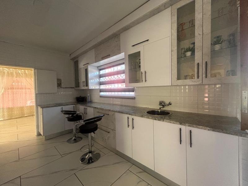 3 Bedroom Property for Sale in Vanderbijlpark CE 4 Gauteng