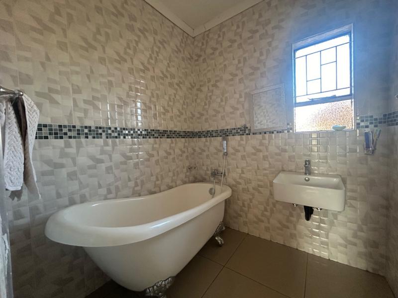 3 Bedroom Property for Sale in Vanderbijlpark CE 4 Gauteng