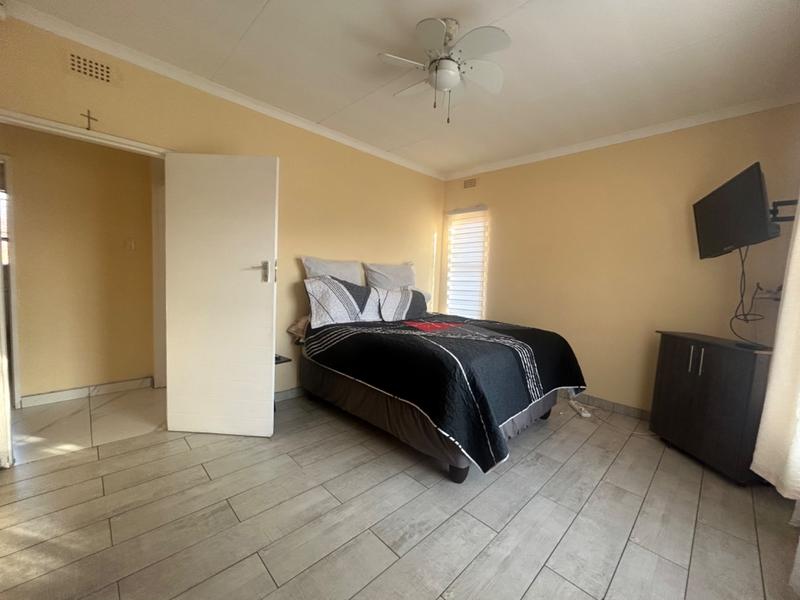 3 Bedroom Property for Sale in Vanderbijlpark CE 4 Gauteng