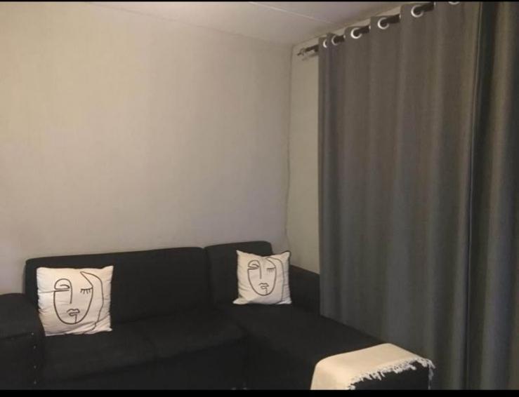 2 Bedroom Property for Sale in Fleurhof Gauteng