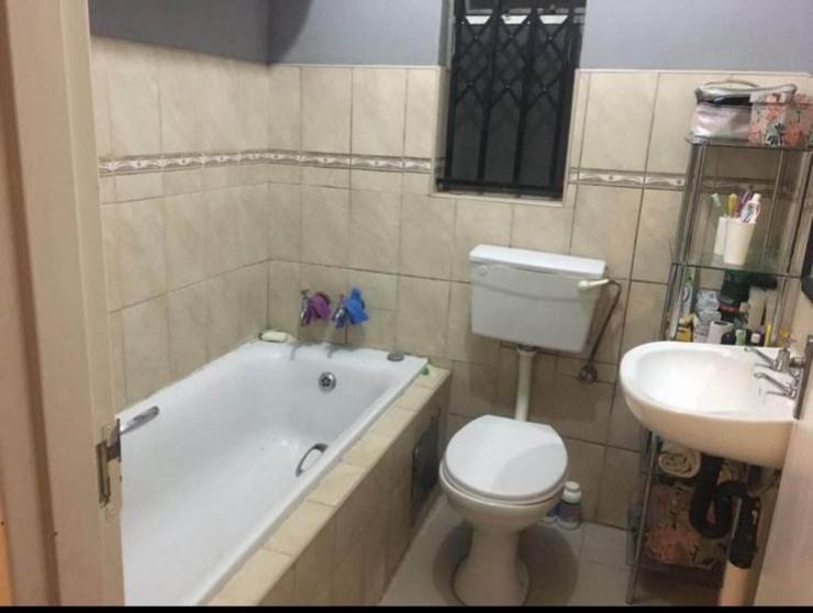 2 Bedroom Property for Sale in Fleurhof Gauteng
