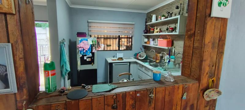 4 Bedroom Property for Sale in Heatherview Gauteng