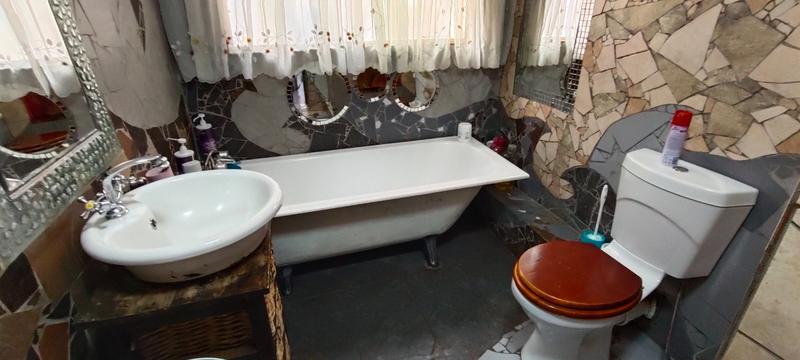 4 Bedroom Property for Sale in Heatherview Gauteng