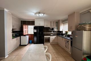 2 Bedroom Property for Sale in Hesteapark Gauteng