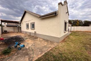 2 Bedroom Property for Sale in Hesteapark Gauteng