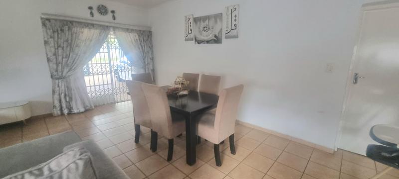 6 Bedroom Property for Sale in Clubview Gauteng