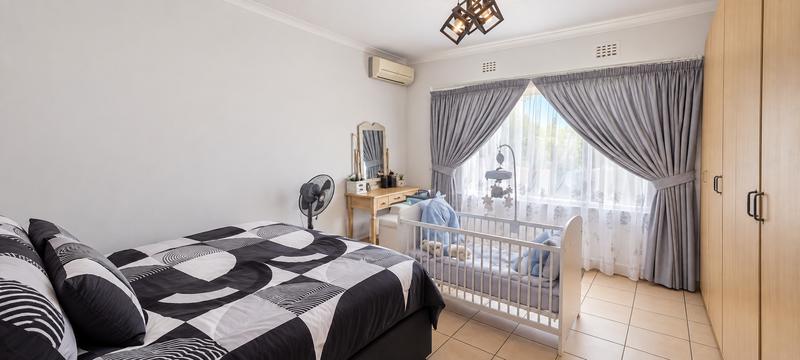 6 Bedroom Property for Sale in Clubview Gauteng