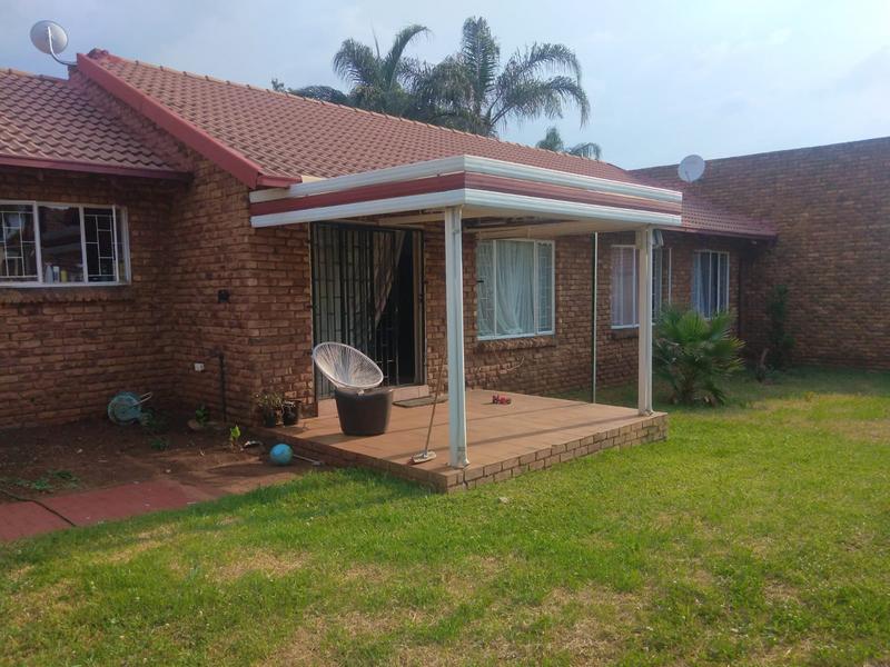 3 Bedroom Property for Sale in Rooihuiskraal North Gauteng