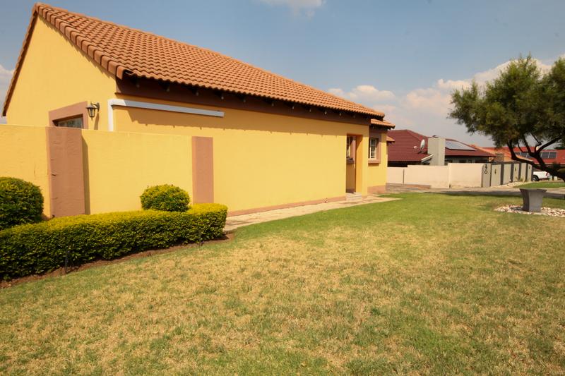 3 Bedroom Property for Sale in Thatchfield Gauteng
