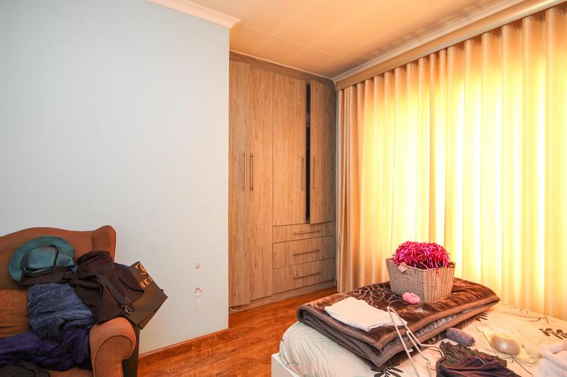 3 Bedroom Property for Sale in Thatchfield Gauteng