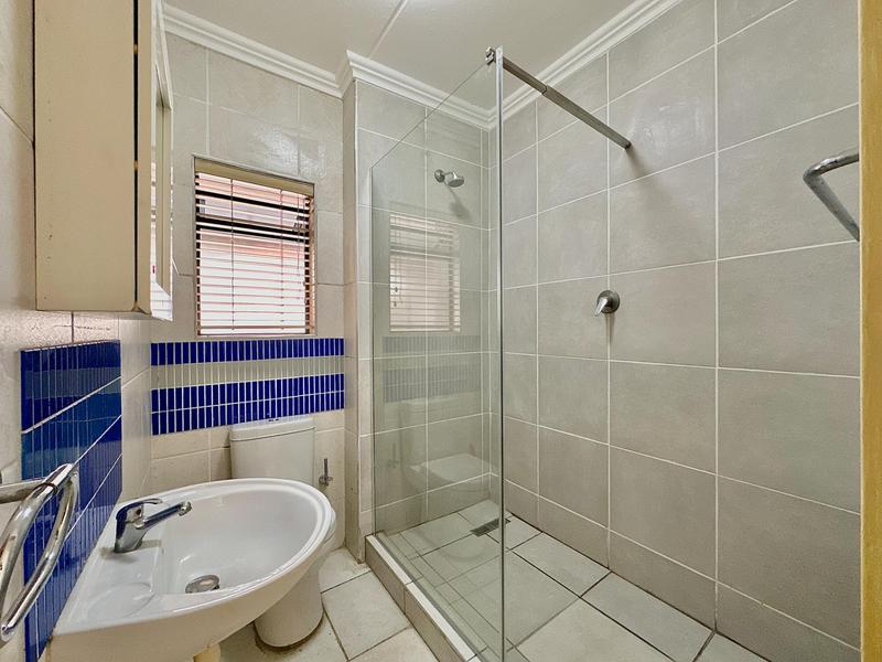 To Let 2 Bedroom Property for Rent in Morningside Gauteng