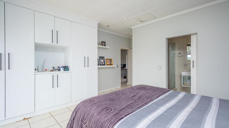 3 Bedroom Property for Sale in Sunninghill Gauteng