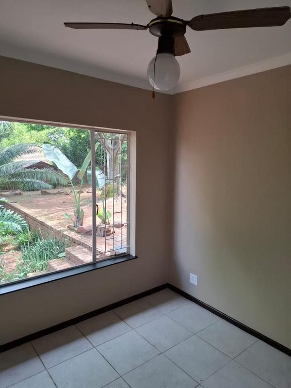 To Let 4 Bedroom Property for Rent in Elardus Park Gauteng
