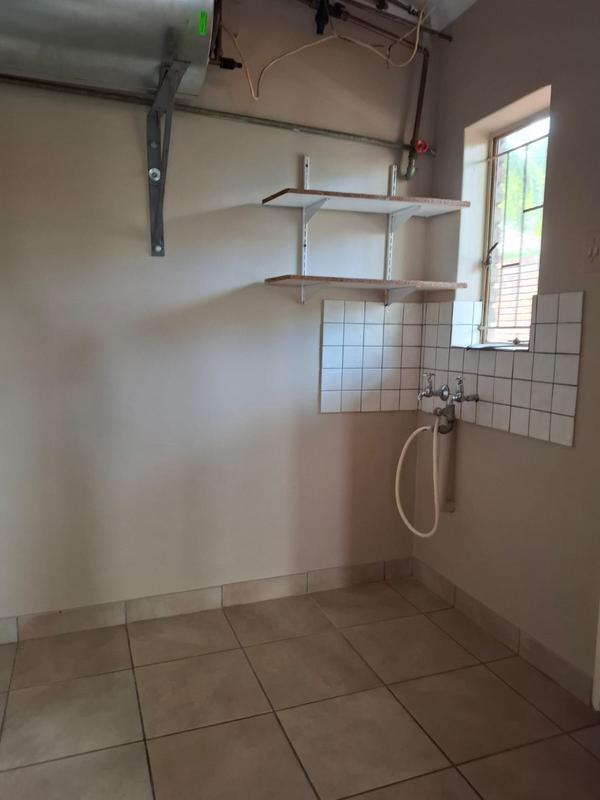 To Let 4 Bedroom Property for Rent in Elardus Park Gauteng