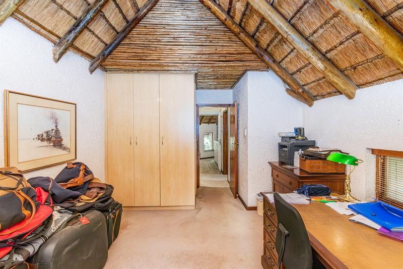 5 Bedroom Property for Sale in Sandown Gauteng