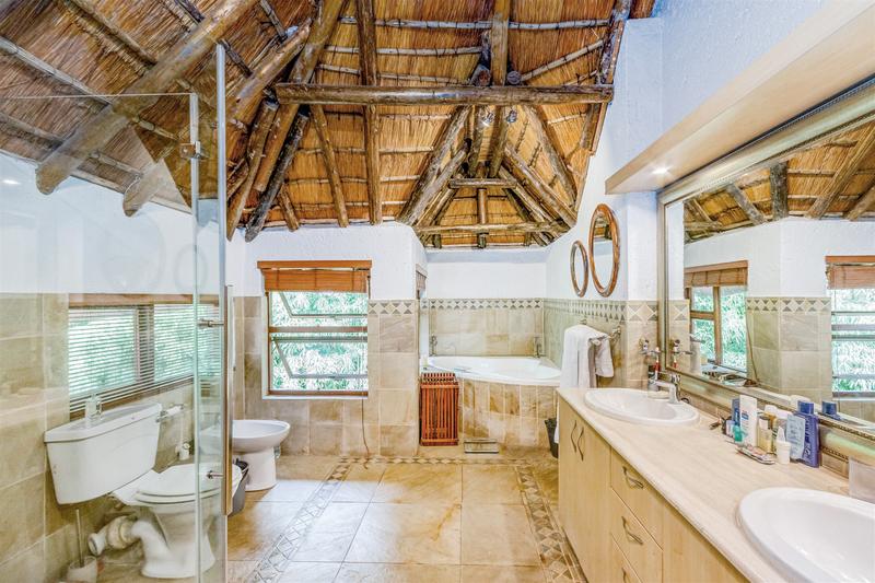 5 Bedroom Property for Sale in Sandown Gauteng