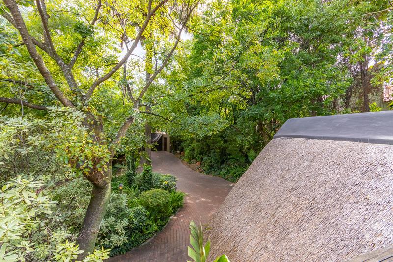 5 Bedroom Property for Sale in Sandown Gauteng