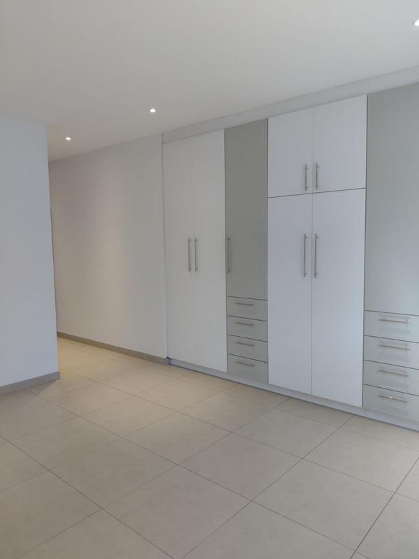 3 Bedroom Property for Sale in Essexwold Gauteng