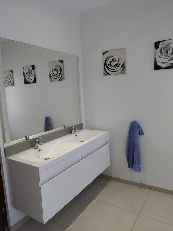 3 Bedroom Property for Sale in Essexwold Gauteng