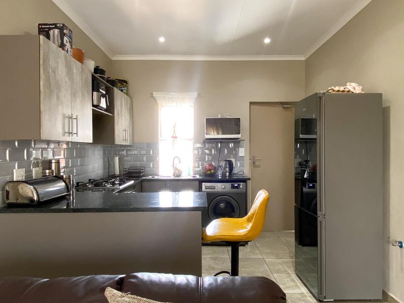 2 Bedroom Property for Sale in Ruimsig Gauteng