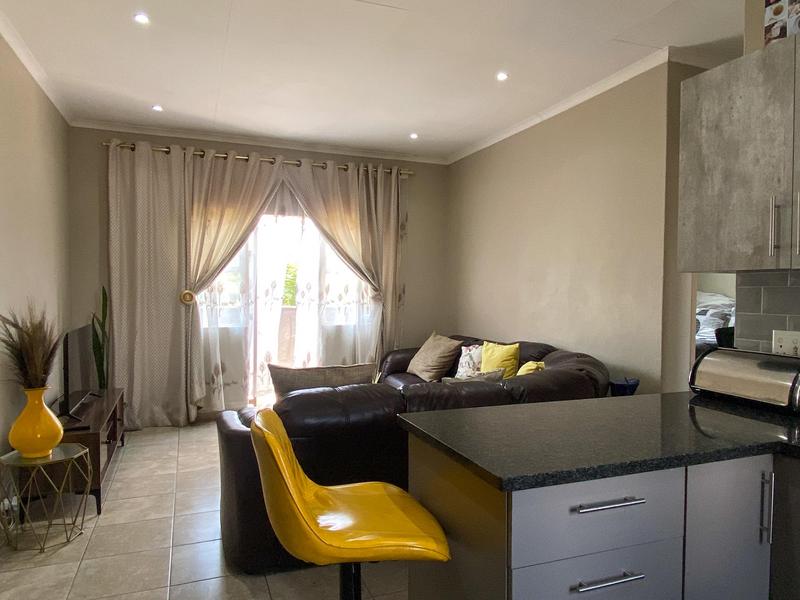 2 Bedroom Property for Sale in Ruimsig Gauteng