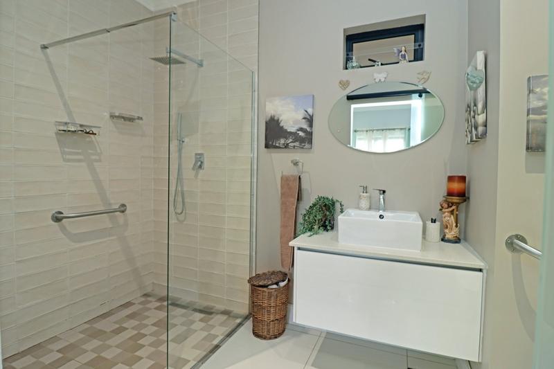 1 Bedroom Property for Sale in Beverley Gauteng