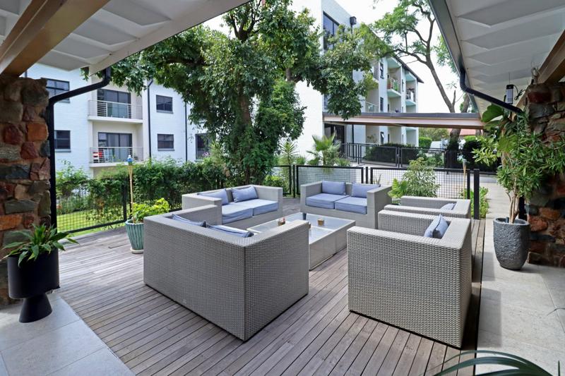 1 Bedroom Property for Sale in Beverley Gauteng