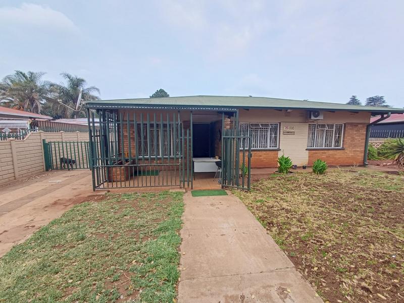 3 Bedroom Property for Sale in Vanderbijlpark CW 1 Gauteng