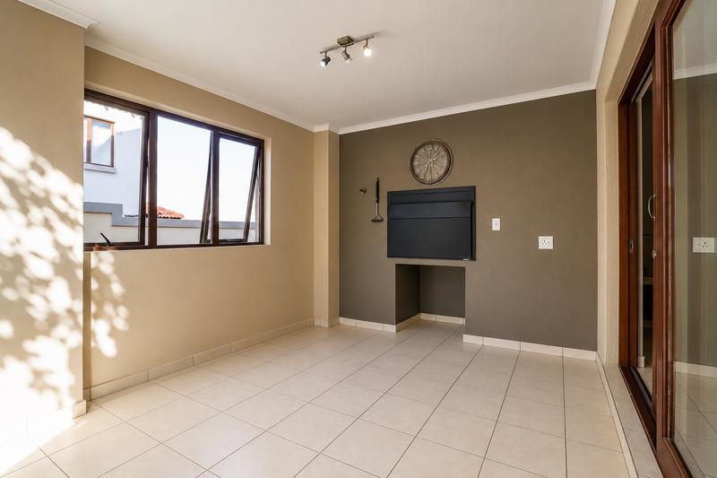 3 Bedroom Property for Sale in Midstream Estate Gauteng
