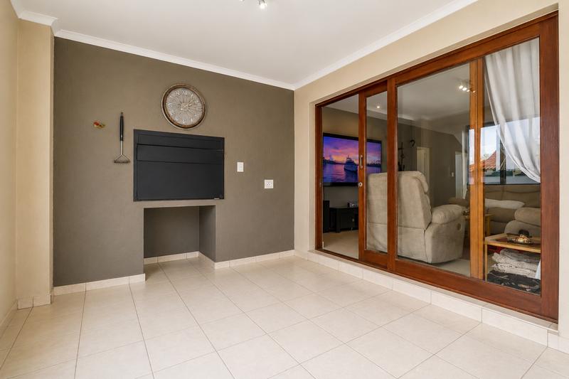 3 Bedroom Property for Sale in Midstream Estate Gauteng