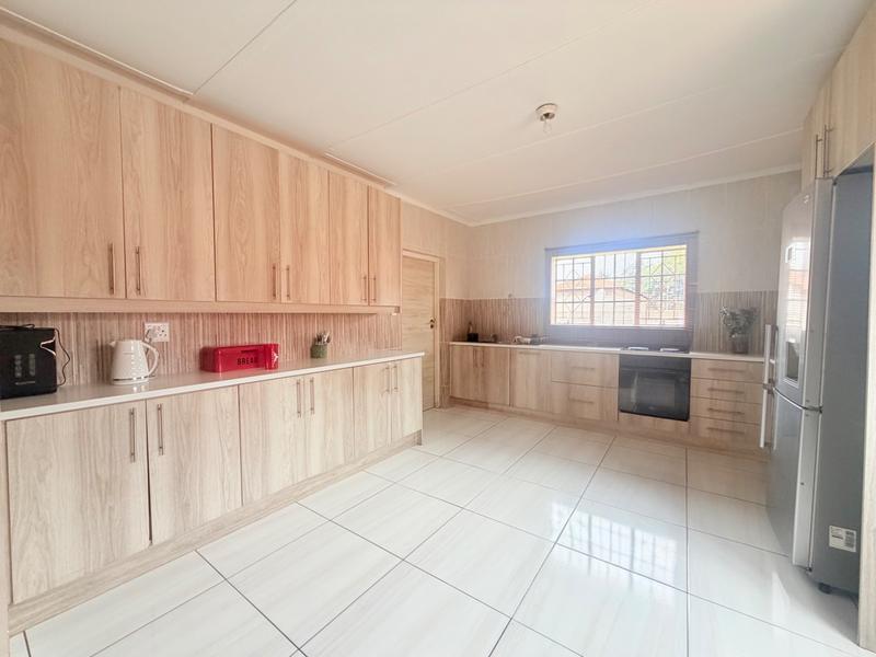 3 Bedroom Property for Sale in Vanderbijlpark CW 5 Gauteng