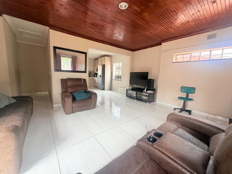 3 Bedroom Property for Sale in Vanderbijlpark CW 5 Gauteng