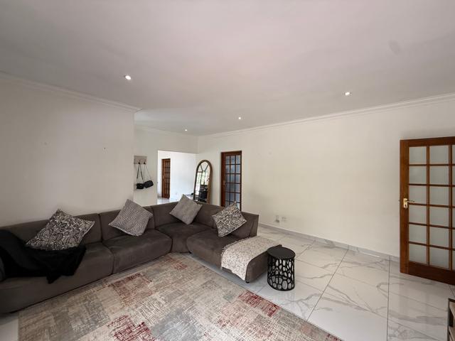 3 Bedroom Property for Sale in Bryanston Gauteng