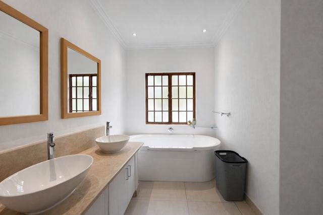 3 Bedroom Property for Sale in Bryanston Gauteng