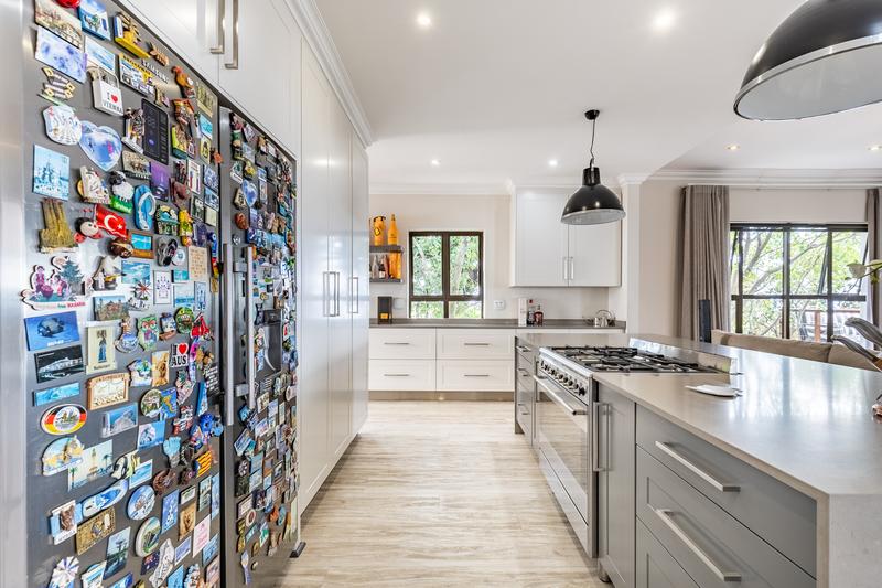 4 Bedroom Property for Sale in Waterkloof Ridge Gauteng