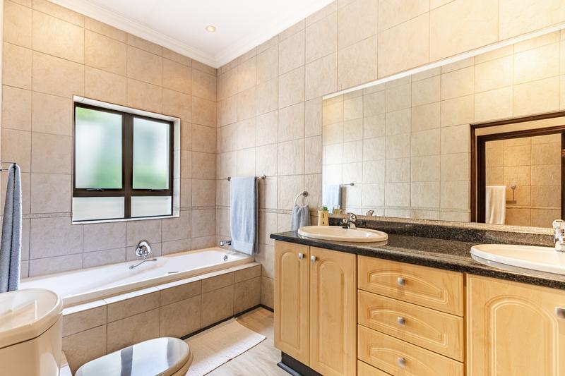 4 Bedroom Property for Sale in Waterkloof Ridge Gauteng
