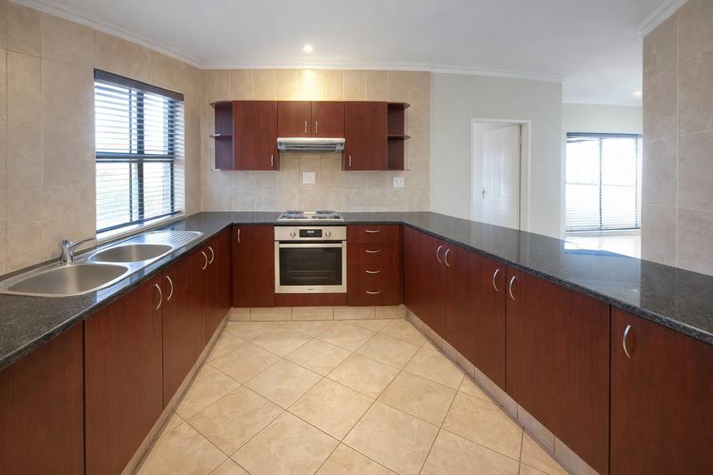 2 Bedroom Property for Sale in Zwartkop Golf Estate Gauteng