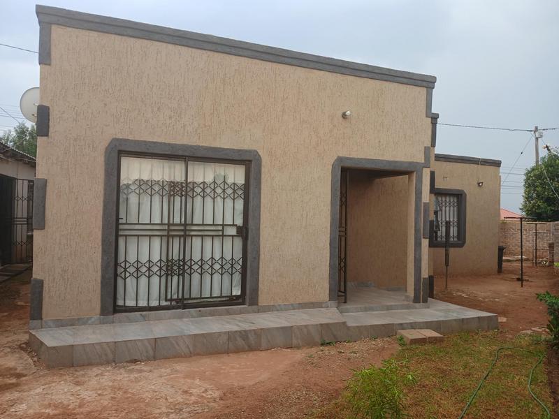 3 Bedroom Property for Sale in Finetown Gauteng