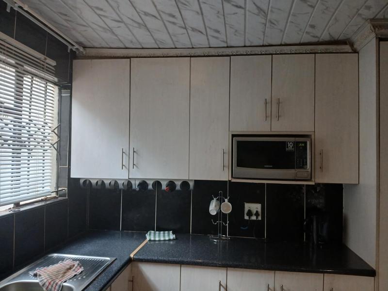 3 Bedroom Property for Sale in Finetown Gauteng