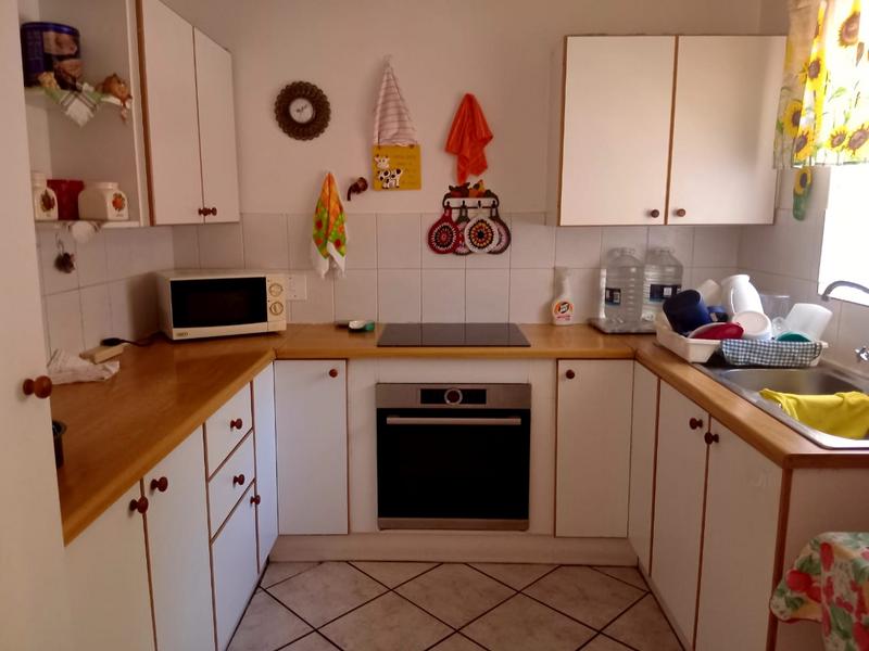 2 Bedroom Property for Sale in Rooihuiskraal North Gauteng