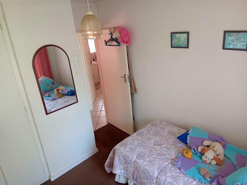 2 Bedroom Property for Sale in Rooihuiskraal North Gauteng