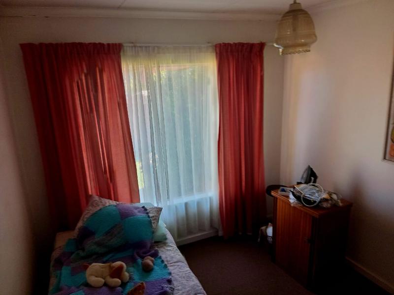 2 Bedroom Property for Sale in Rooihuiskraal North Gauteng