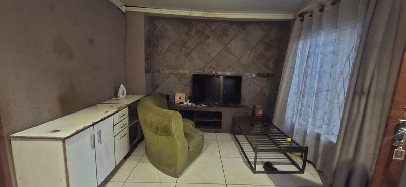2 Bedroom Property for Sale in Ebony Park Gauteng