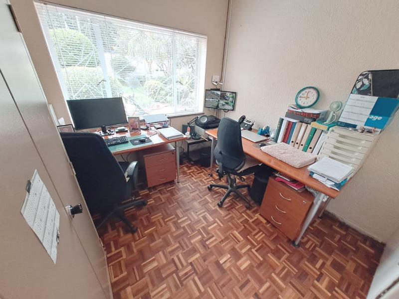 4 Bedroom Property for Sale in Dawnview Gauteng