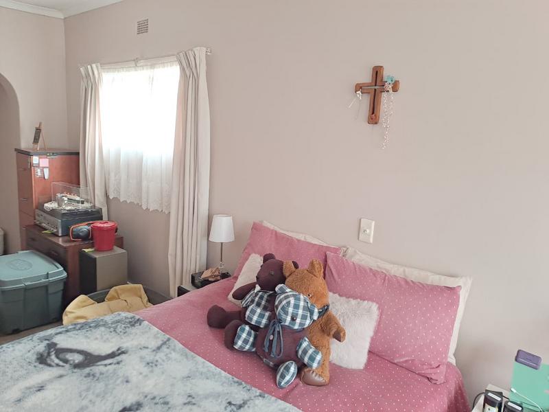 4 Bedroom Property for Sale in Dawnview Gauteng