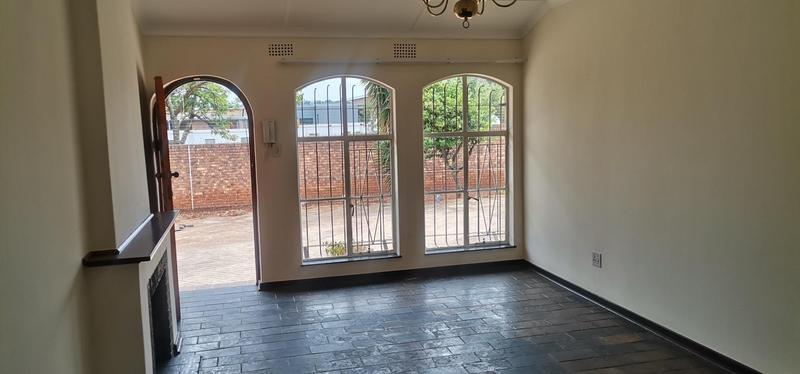 To Let 4 Bedroom Property for Rent in Highway Gardens Gauteng