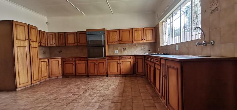 To Let 4 Bedroom Property for Rent in Highway Gardens Gauteng